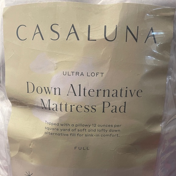 Ultra Loft Down Alternative Mattress Pad (Full) - Picture 4 of 5